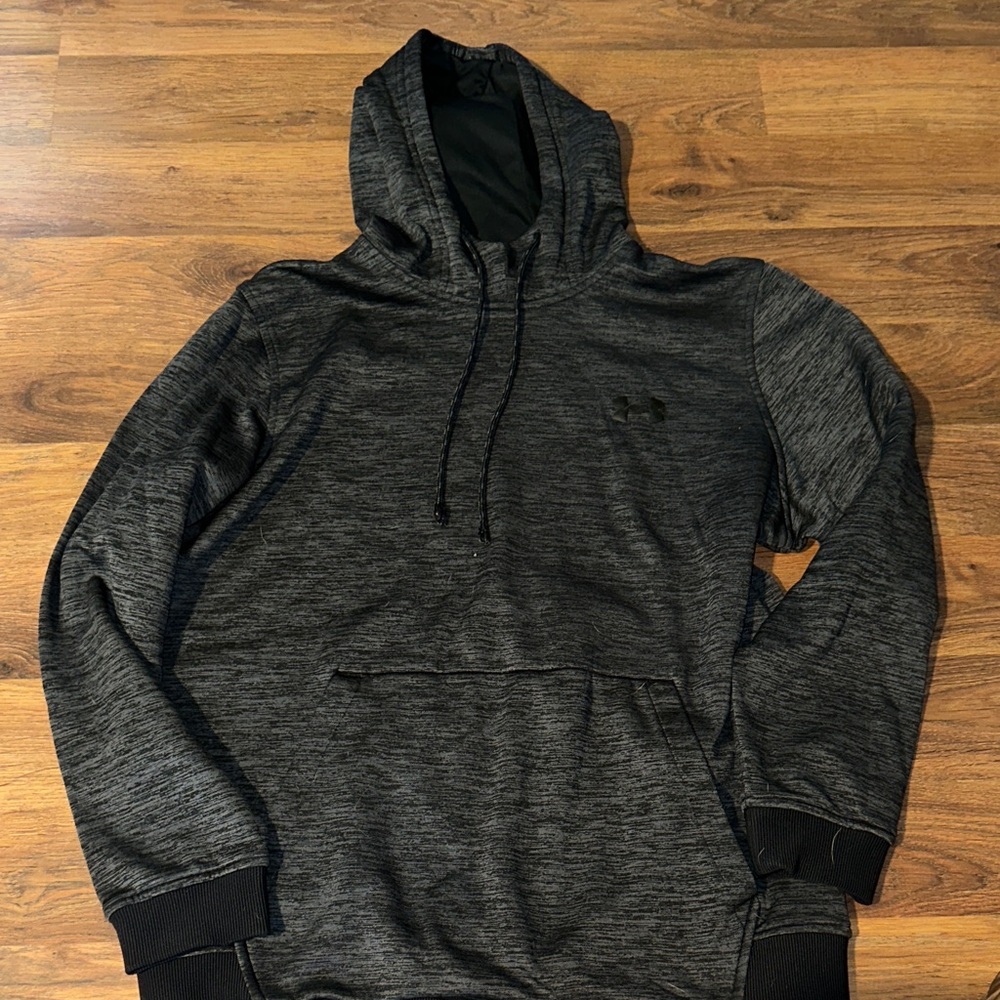 Under Armour Women’s Black Hoodie